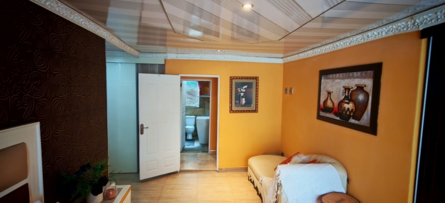 4 Bedroom Property for Sale in Alveda Park Gauteng