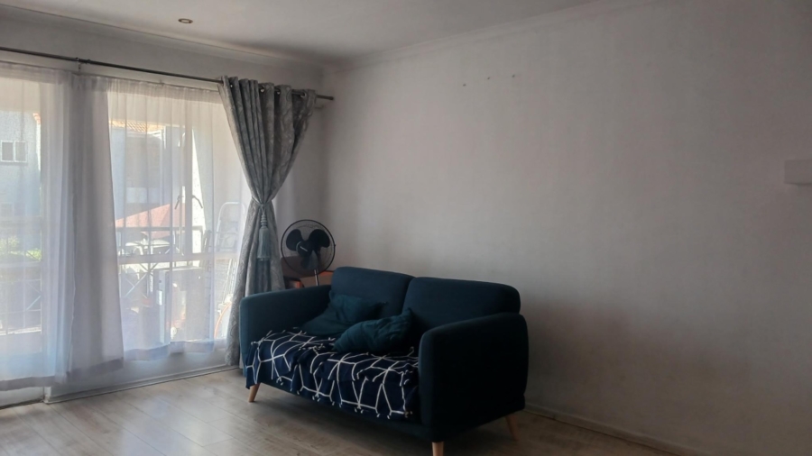 2 Bedroom Property for Sale in Oakdene Gauteng