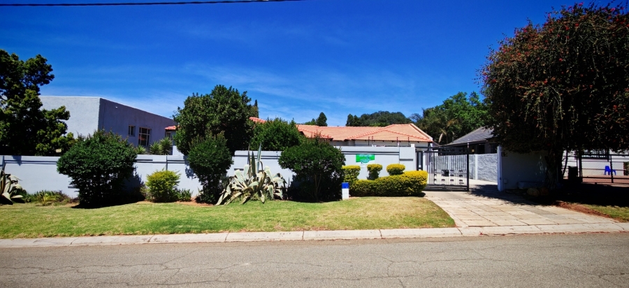 4 Bedroom Property for Sale in Kibler Park Gauteng