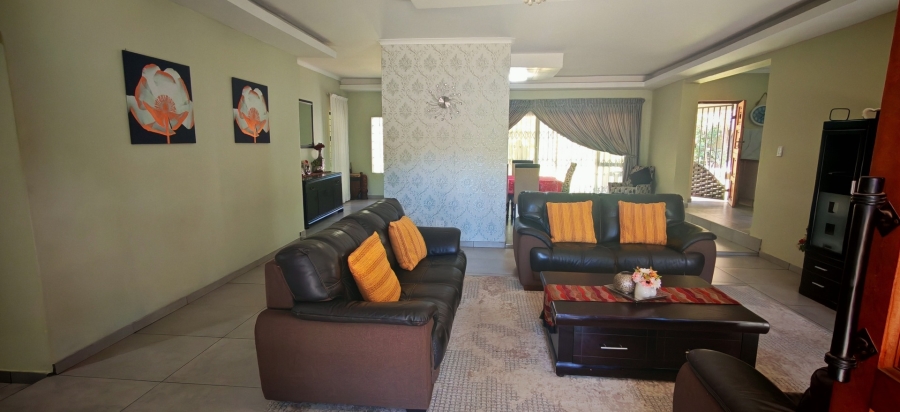 4 Bedroom Property for Sale in Kibler Park Gauteng