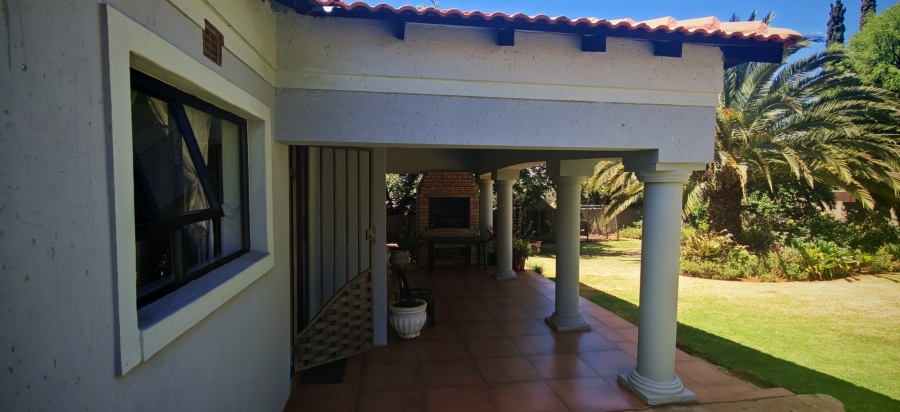 4 Bedroom Property for Sale in Kibler Park Gauteng