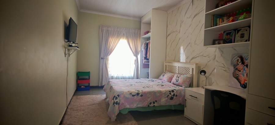 4 Bedroom Property for Sale in Kibler Park Gauteng