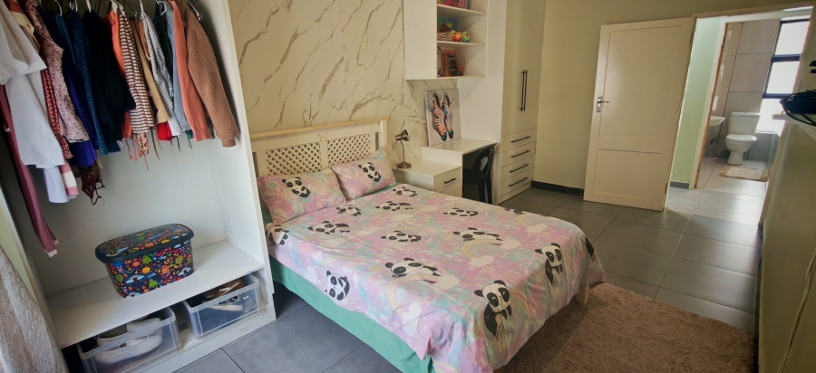 4 Bedroom Property for Sale in Kibler Park Gauteng