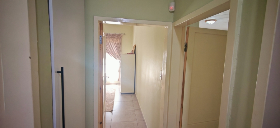 4 Bedroom Property for Sale in Kibler Park Gauteng