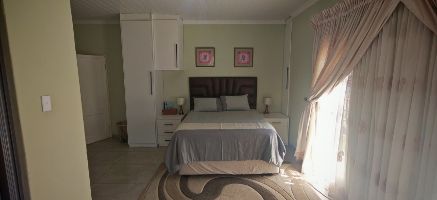 4 Bedroom Property for Sale in Kibler Park Gauteng