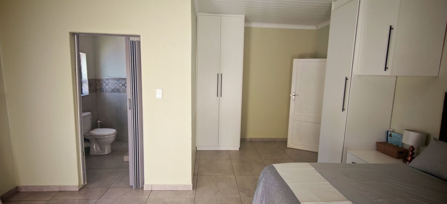 4 Bedroom Property for Sale in Kibler Park Gauteng