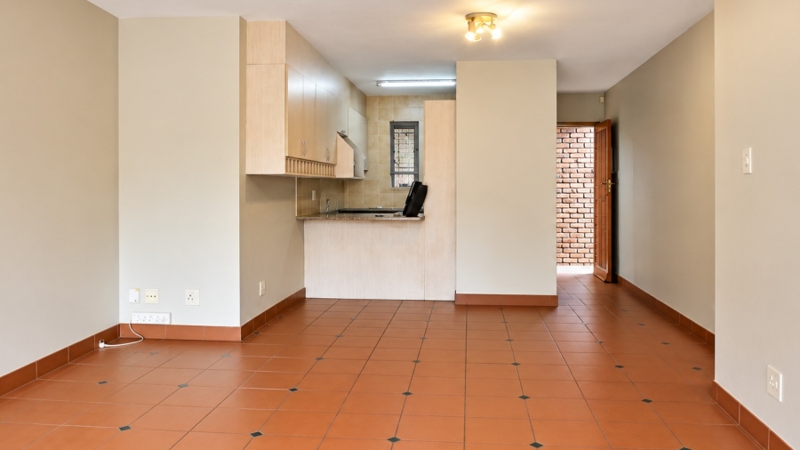 2 Bedroom Property for Sale in Doornpoort Gauteng