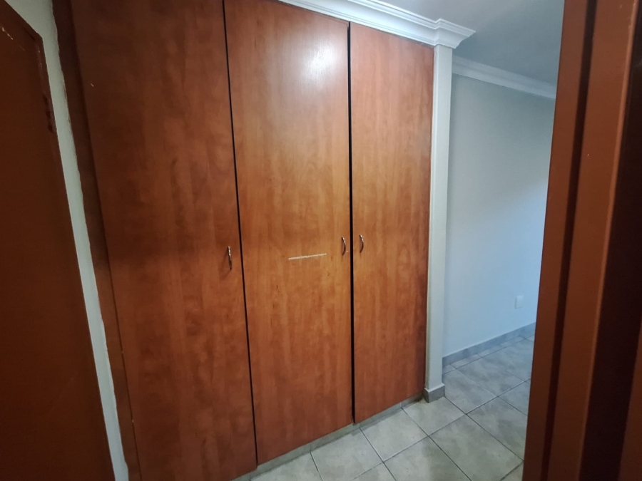 2 Bedroom Property for Sale in Montana Gauteng