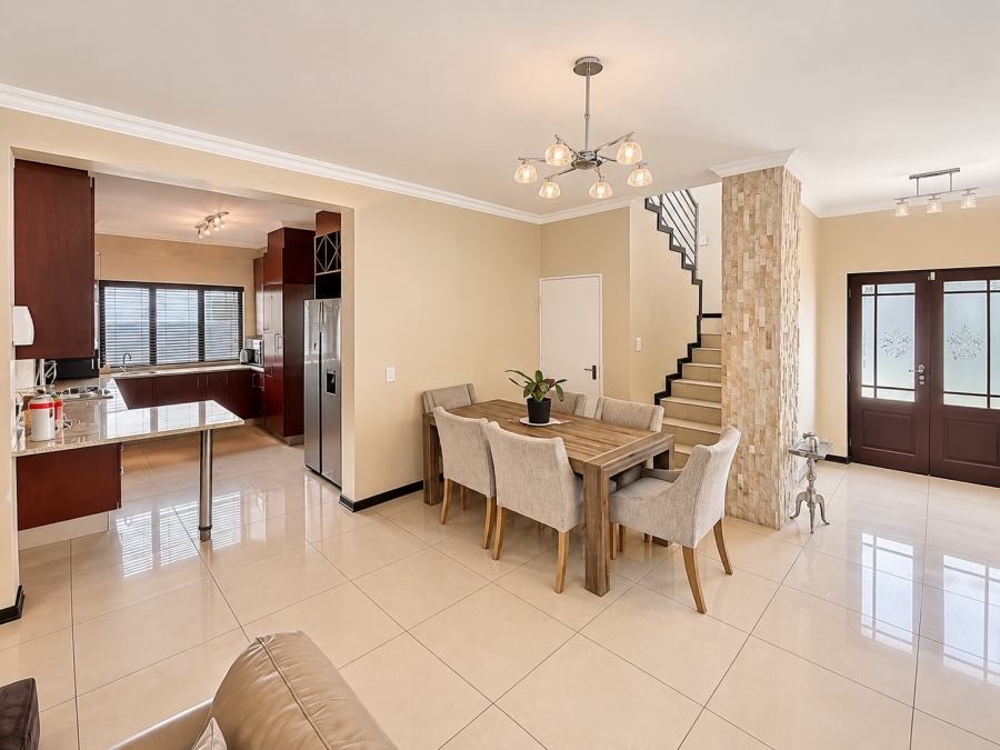 4 Bedroom Property for Sale in Kyalami Glen Estate Gauteng