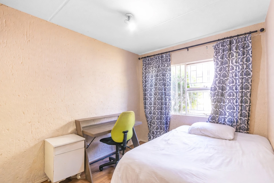 2 Bedroom Property for Sale in Vorna Valley Gauteng