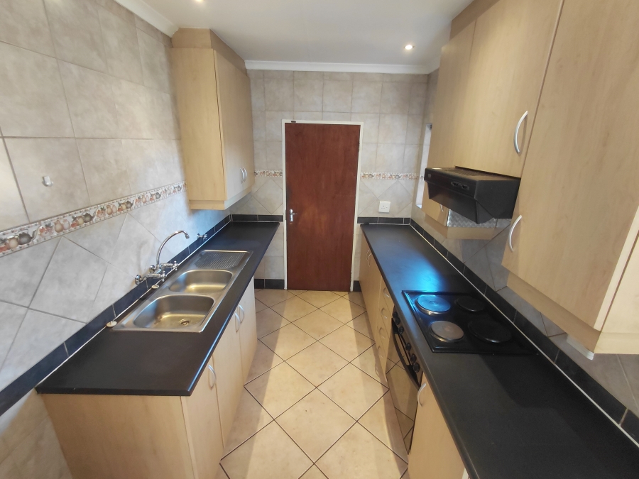 To Let 3 Bedroom Property for Rent in Florentia Gauteng