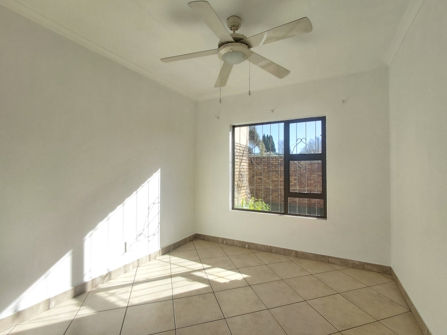 To Let 3 Bedroom Property for Rent in Florentia Gauteng