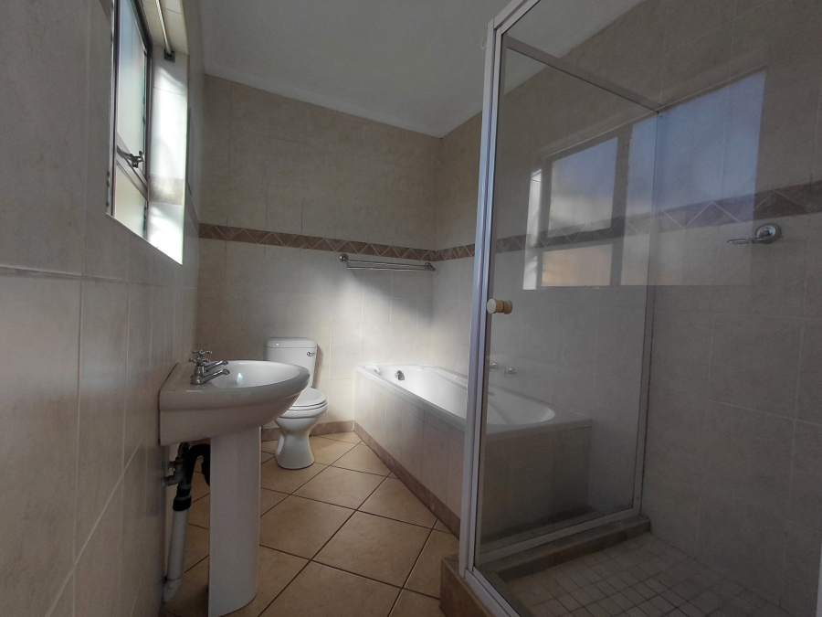 To Let 3 Bedroom Property for Rent in Florentia Gauteng
