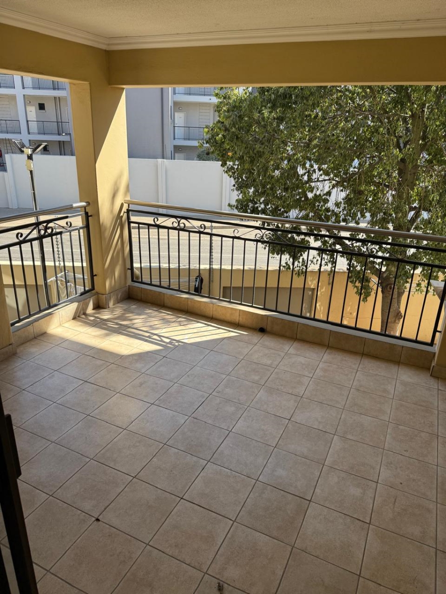 To Let 3 Bedroom Property for Rent in Halfway House Gauteng