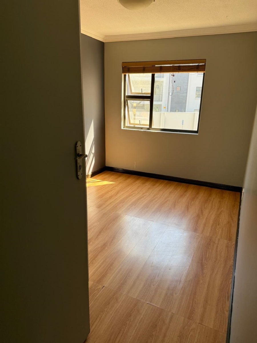 To Let 3 Bedroom Property for Rent in Halfway House Gauteng