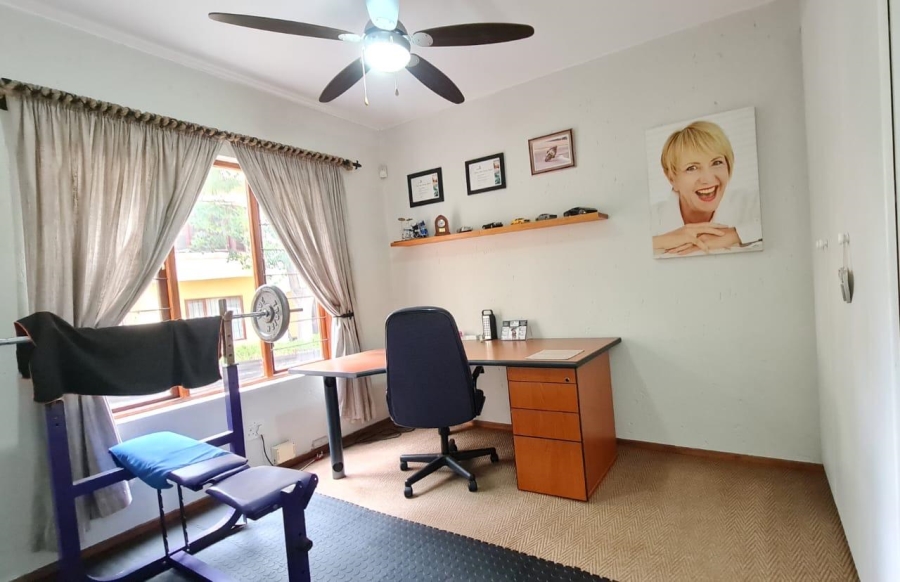 To Let 2 Bedroom Property for Rent in Paulshof Gauteng