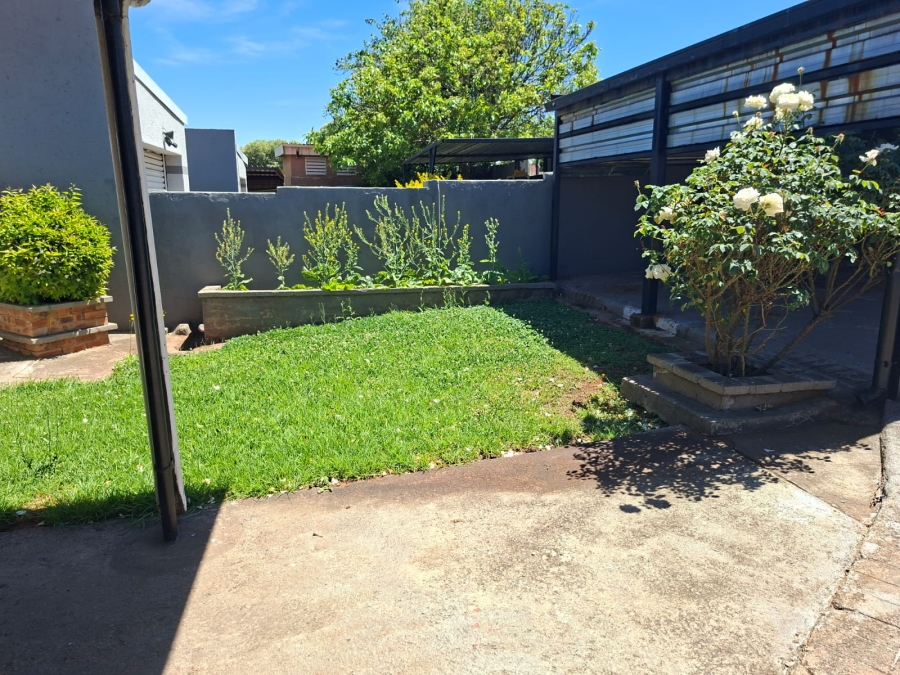 3 Bedroom Property for Sale in Klopperpark Gauteng