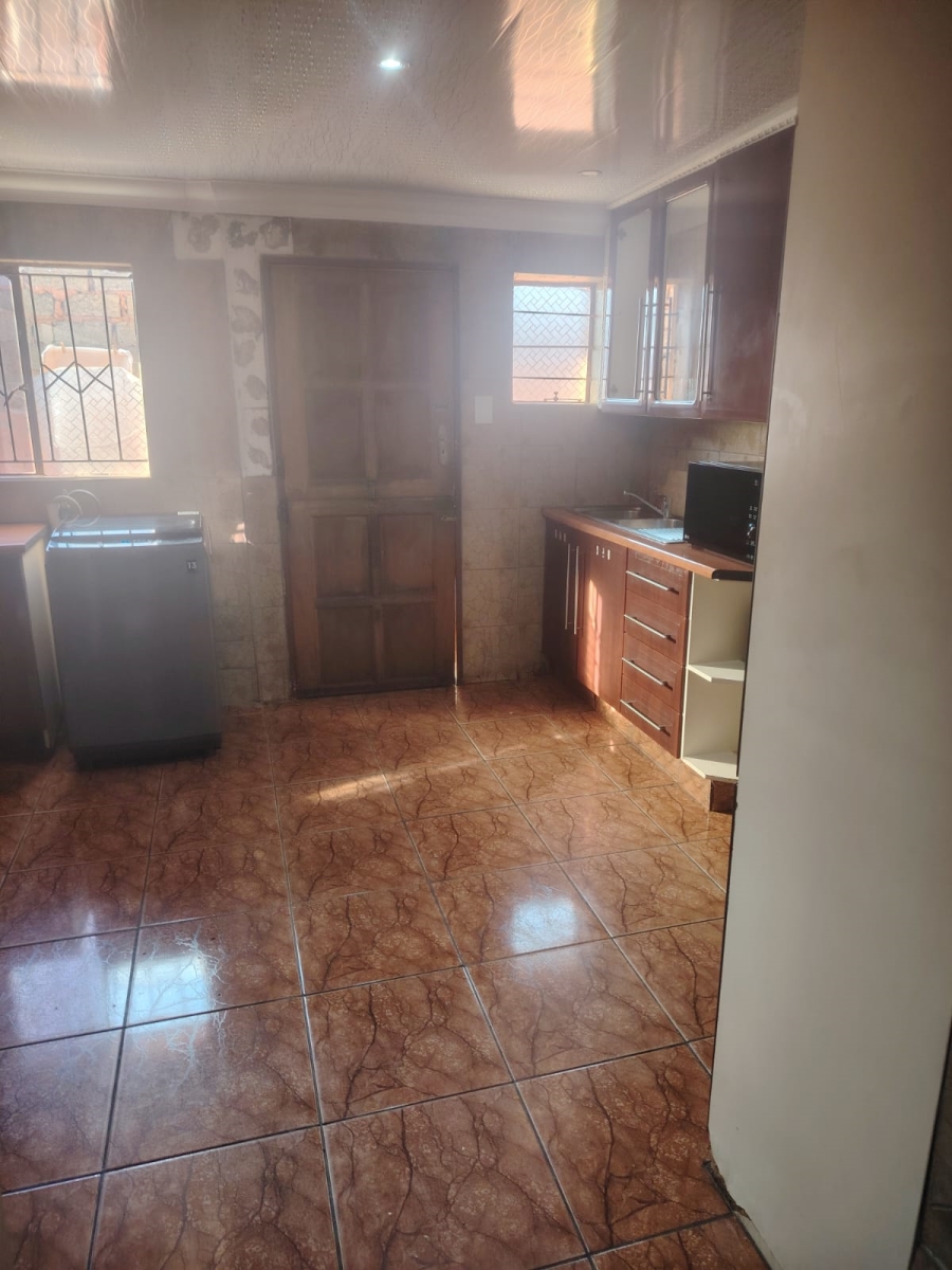 To Let 2 Bedroom Property for Rent in Vosloorus Ext 20 Gauteng