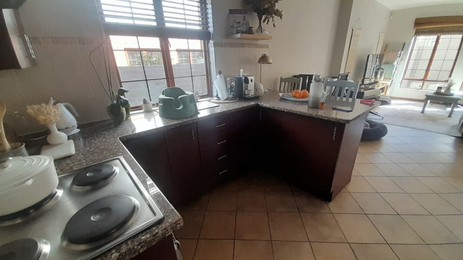 To Let 3 Bedroom Property for Rent in Olympus AH Gauteng