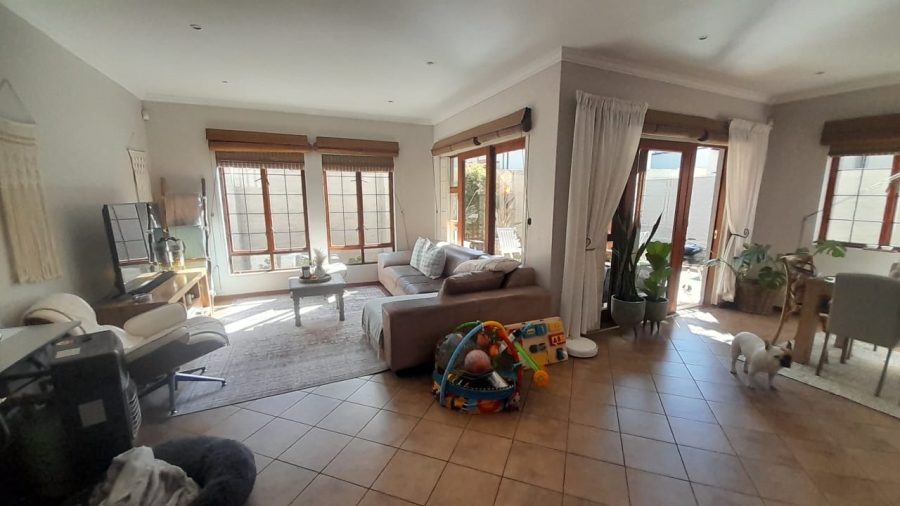 To Let 3 Bedroom Property for Rent in Olympus AH Gauteng