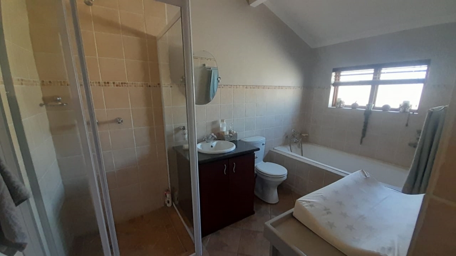 To Let 3 Bedroom Property for Rent in Olympus AH Gauteng