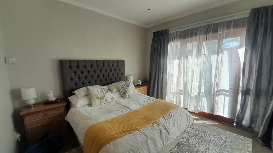 To Let 3 Bedroom Property for Rent in Olympus AH Gauteng