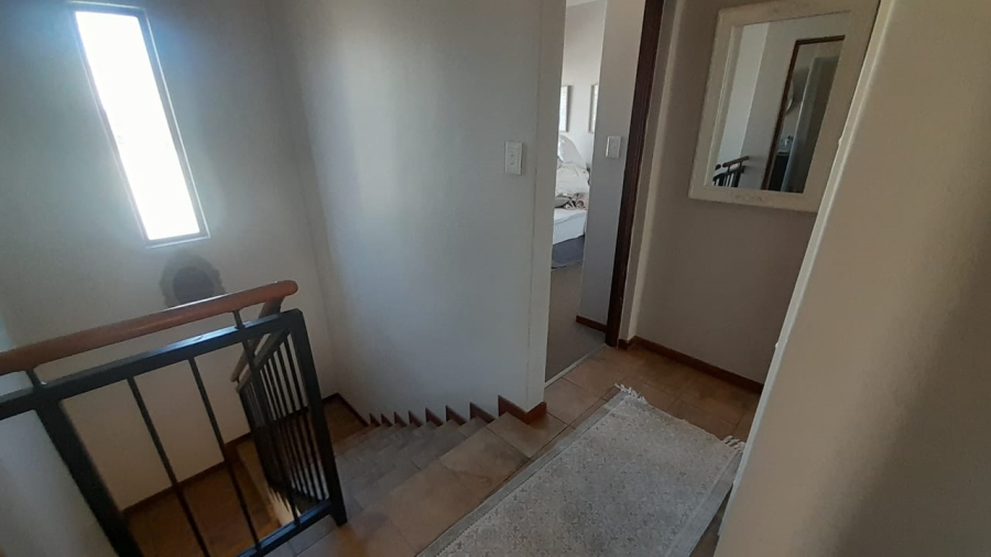 To Let 3 Bedroom Property for Rent in Olympus AH Gauteng