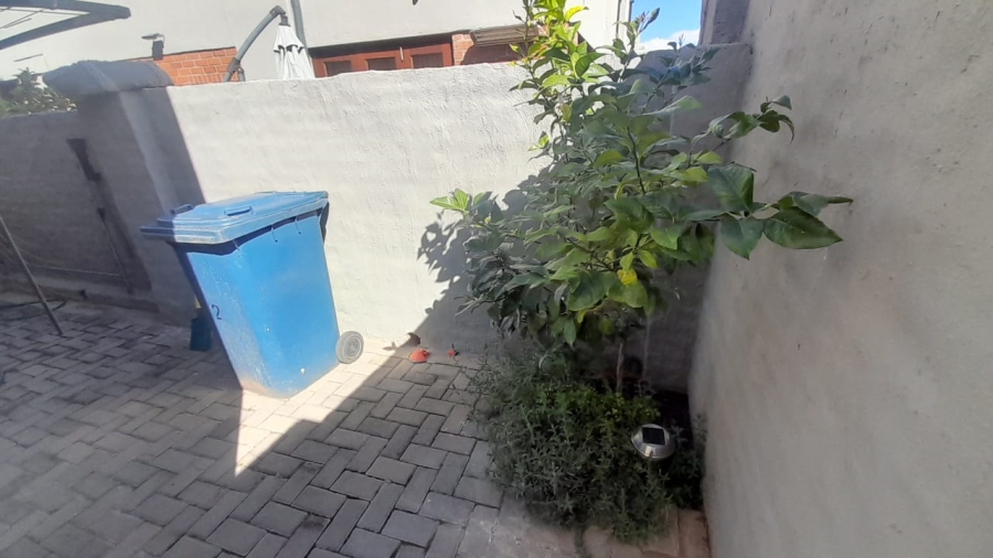 To Let 3 Bedroom Property for Rent in Olympus AH Gauteng