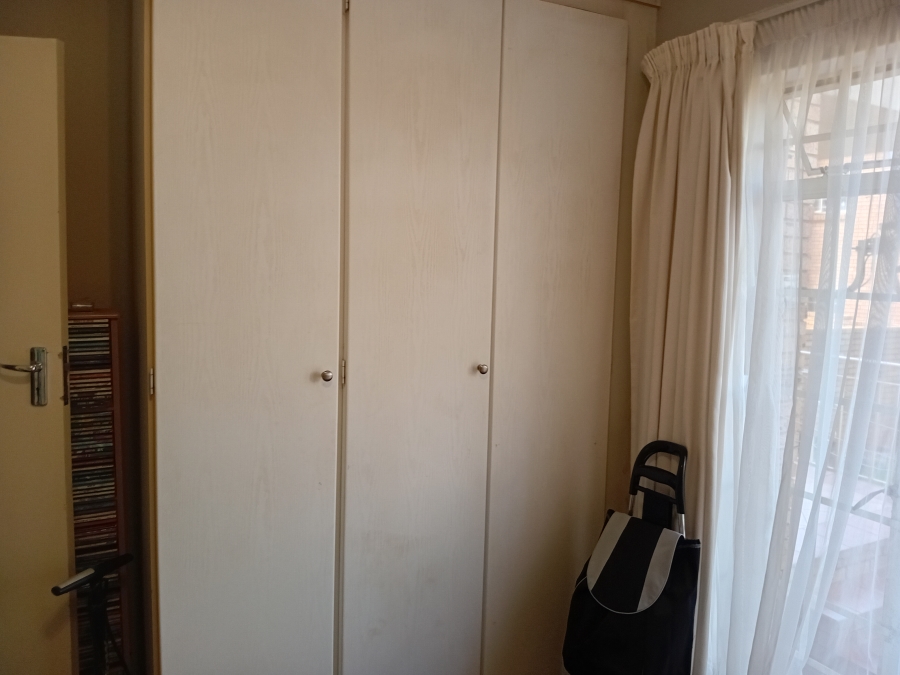 To Let 2 Bedroom Property for Rent in Olympus AH Gauteng