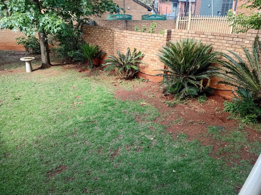 To Let 2 Bedroom Property for Rent in Olympus AH Gauteng