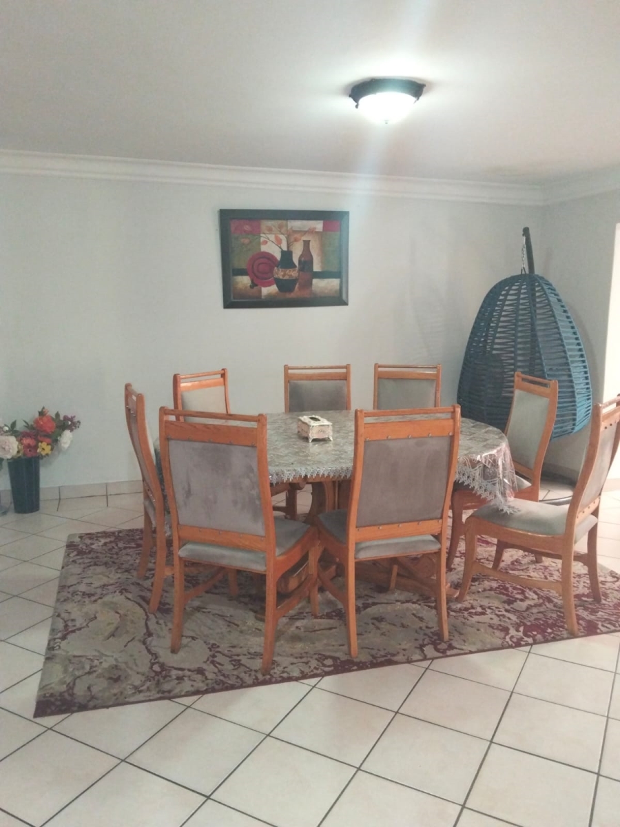 4 Bedroom Property for Sale in Eldo Glen Gauteng