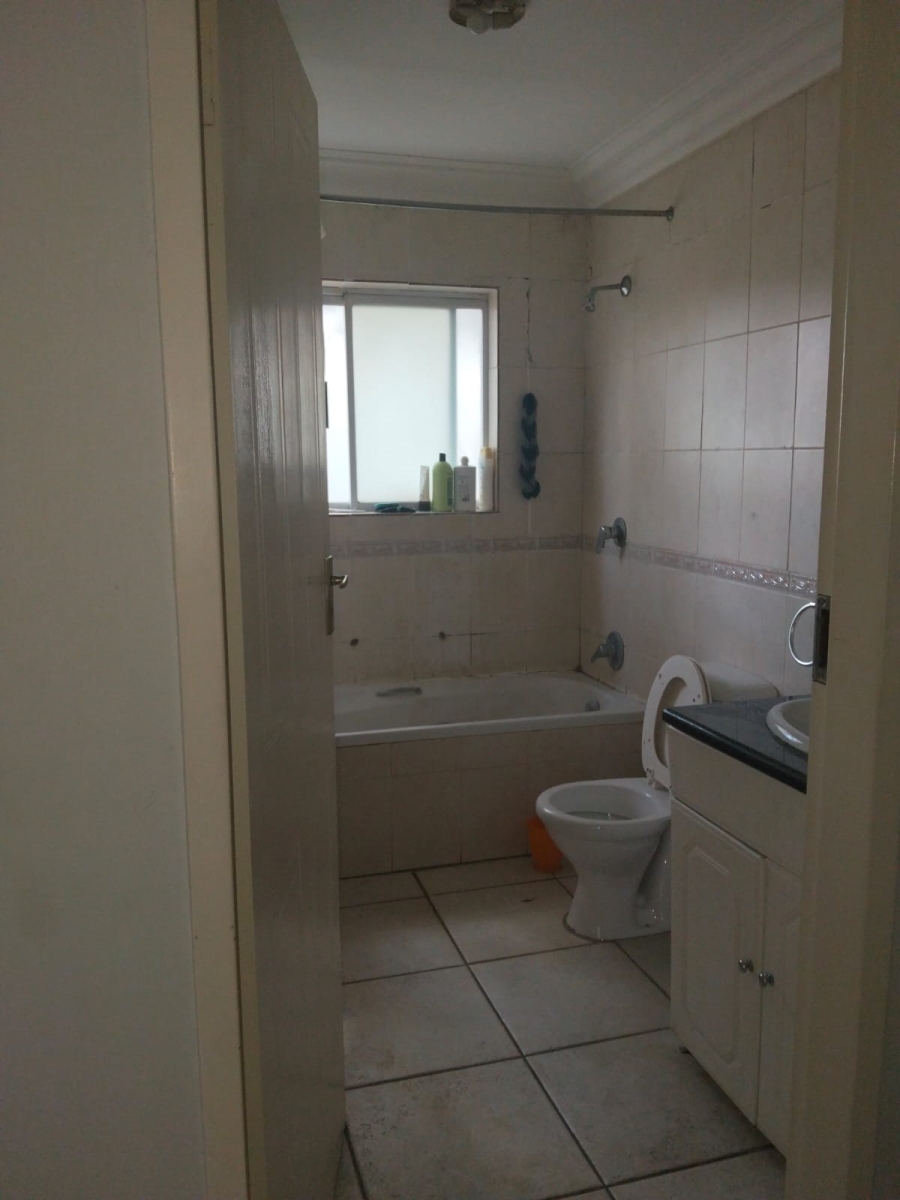 4 Bedroom Property for Sale in Eldo Glen Gauteng