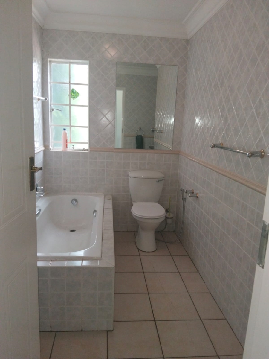 4 Bedroom Property for Sale in Eldo Glen Gauteng