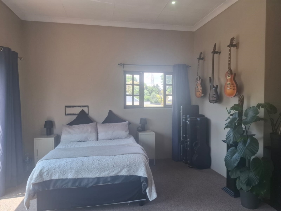 3 Bedroom Property for Sale in Highway Gardens Gauteng