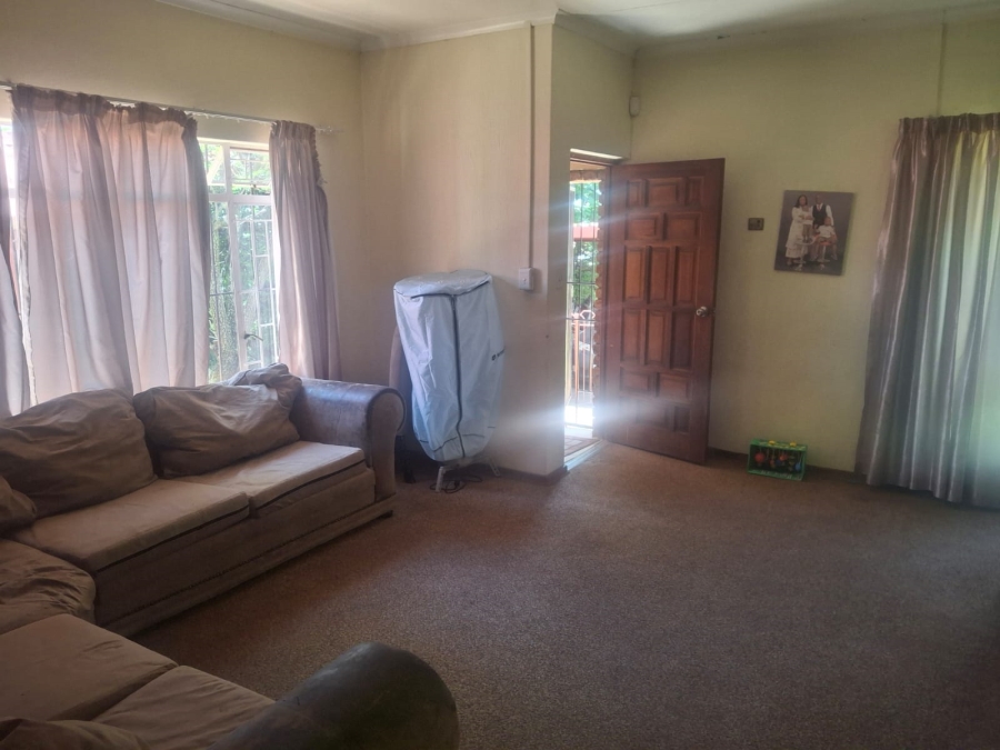 To Let 2 Bedroom Property for Rent in Edendale Gauteng