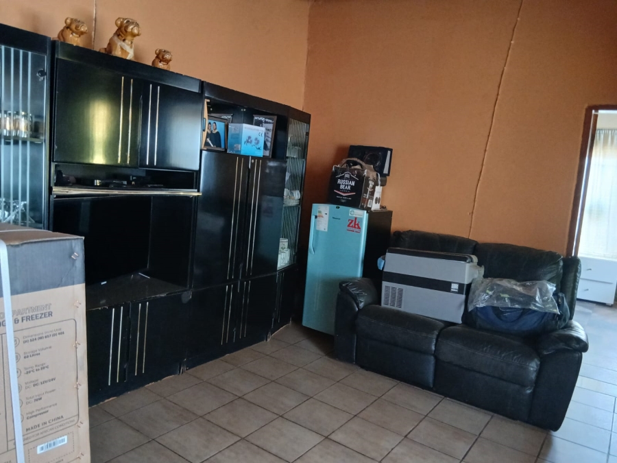 2 Bedroom Property for Sale in Rondebult Gauteng