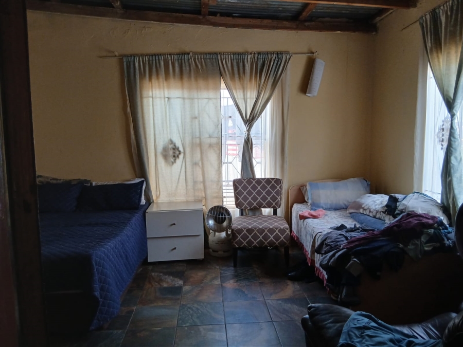 2 Bedroom Property for Sale in Rondebult Gauteng