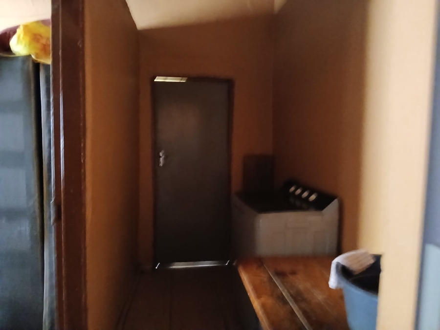2 Bedroom Property for Sale in Rondebult Gauteng