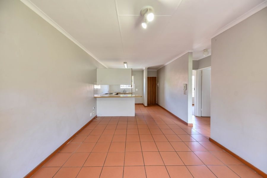 2 Bedroom Property for Sale in La Montagne Gauteng