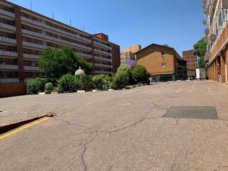 2 Bedroom Property for Sale in Sunnyside Gauteng