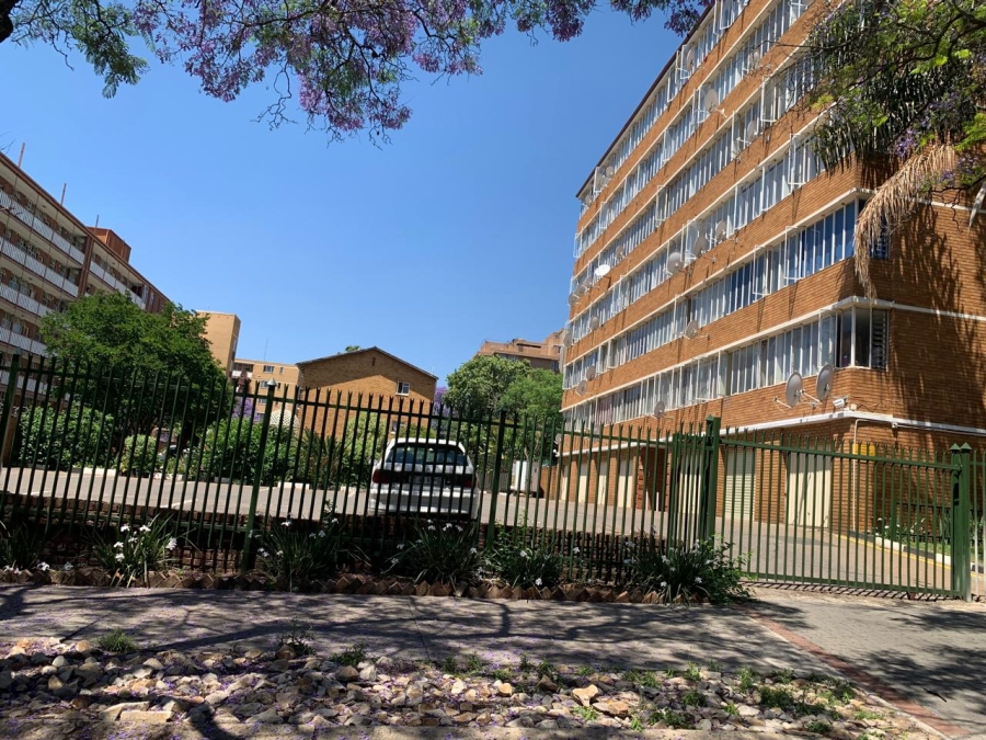 2 Bedroom Property for Sale in Sunnyside Gauteng