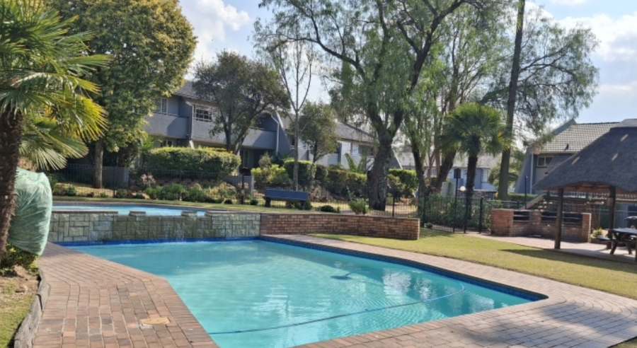 To Let 2 Bedroom Property for Rent in Northwold Gauteng