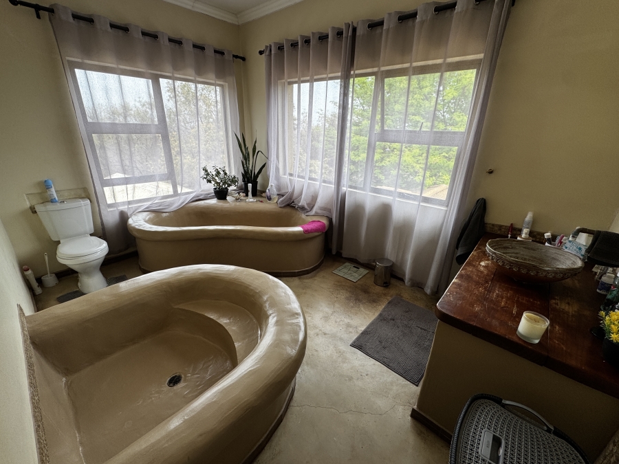 5 Bedroom Property for Sale in Buffelsdrift A H Gauteng