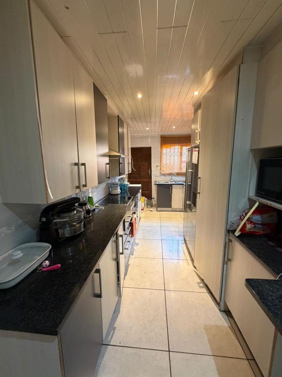 3 Bedroom Property for Sale in Vosloorus Ext 2 Gauteng