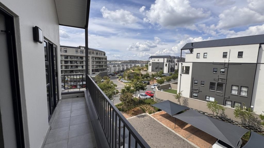 To Let 2 Bedroom Property for Rent in Waterfall Gauteng