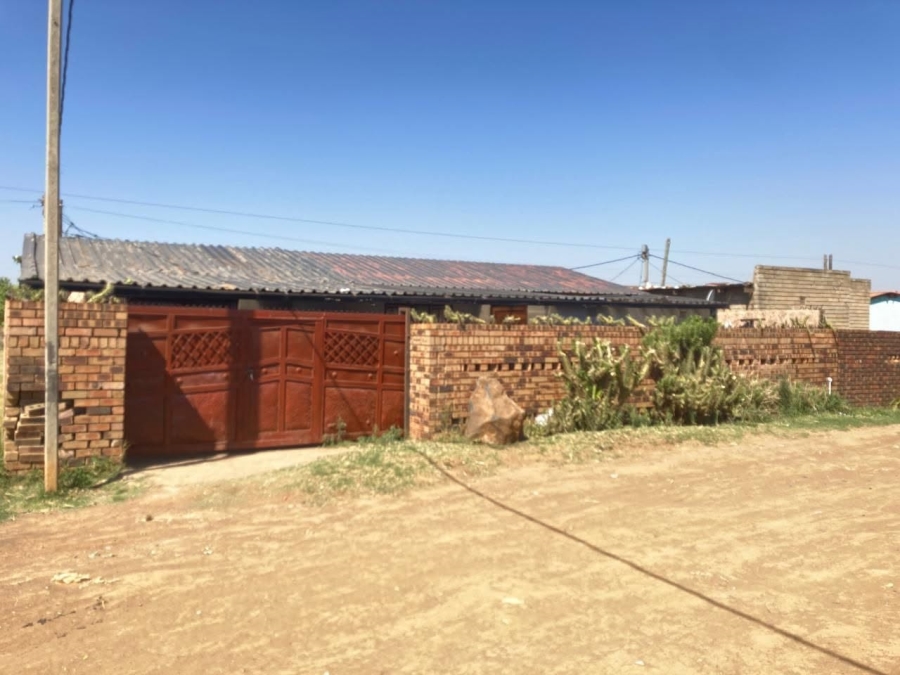 2 Bedroom Property for Sale in Orange Farm Gauteng