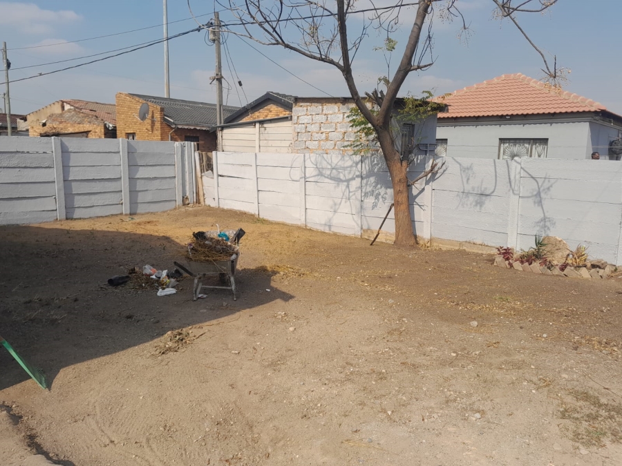 3 Bedroom Property for Sale in Daveyton Gauteng