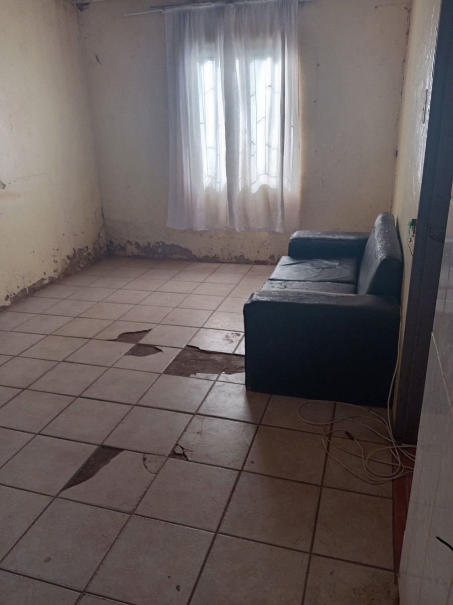 2 Bedroom Property for Sale in Lawley Gauteng