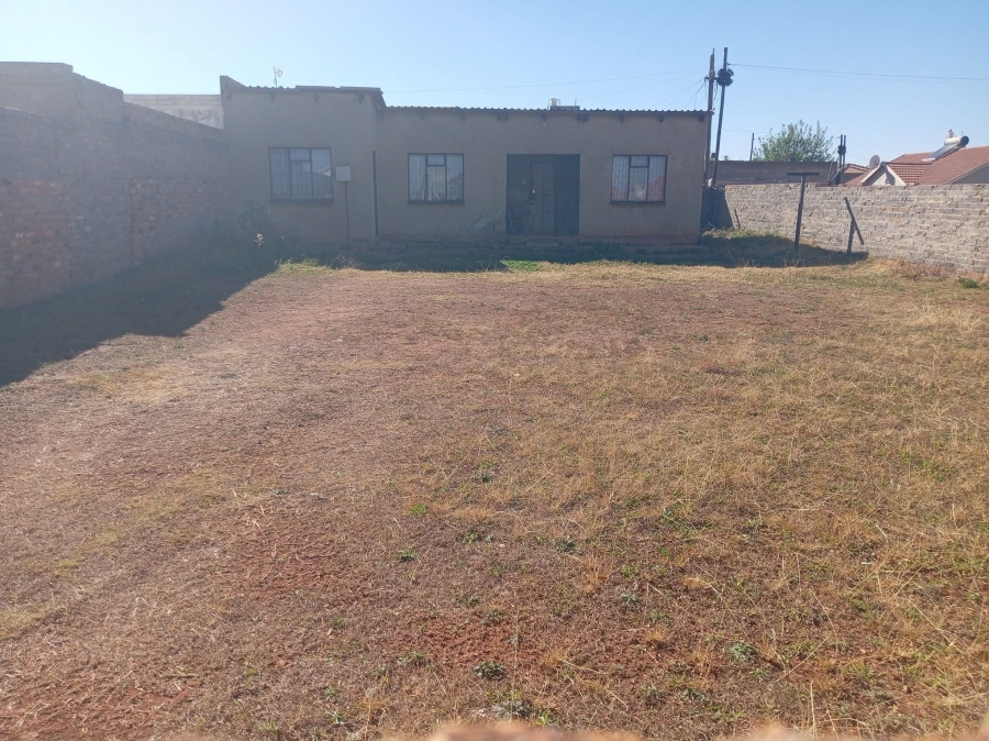 2 Bedroom Property for Sale in Lawley Gauteng