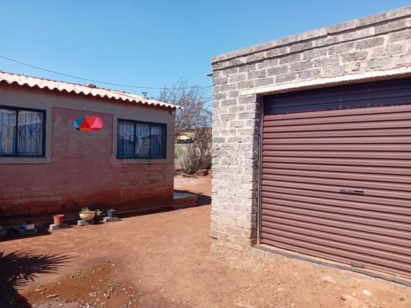 1 Bedroom Property for Sale in Lakeside Estates Gauteng